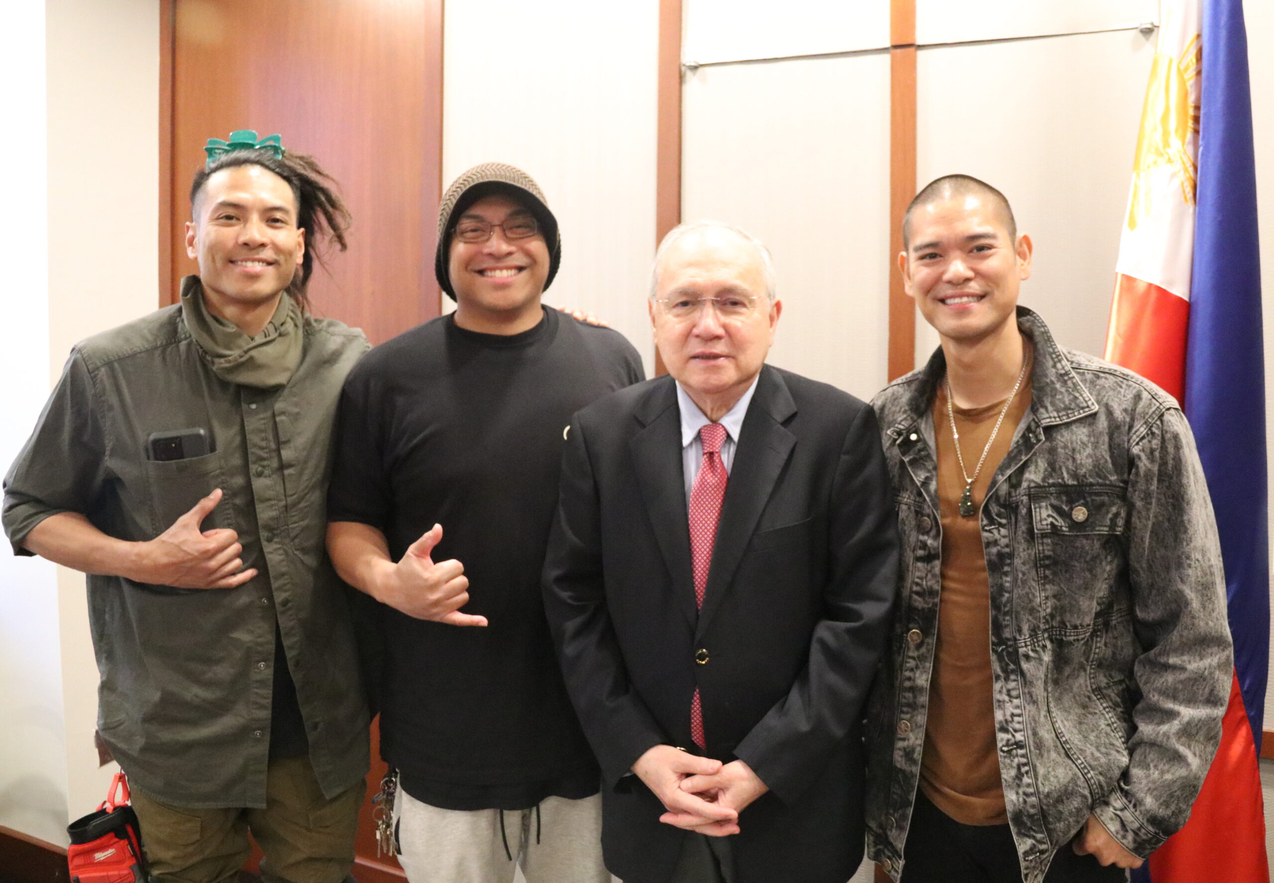 Ambassador Romualdez (second from the right) together with Jay-R (rightmost), Mr. Aaron Canlas (leftmost)  and Mr. Beau Canlas (second to the left) of SNRG Music after their discussion on possible collaborations in promoting Philippine culture and performance arts initiatives involving the Filipino community. 