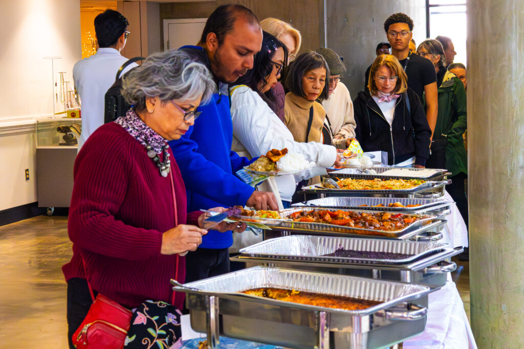 Guests enjoy a comforting Filipino merienda following the Gallery Talk.