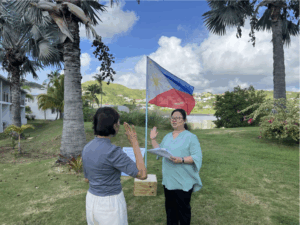 Consul General Donna Rodriguez administers the oath of allegiance to one of the pioneers of the Filipino Community in St. Kitts and Nevis during the Embassy’s consular outreach mission on 26 October 2025.