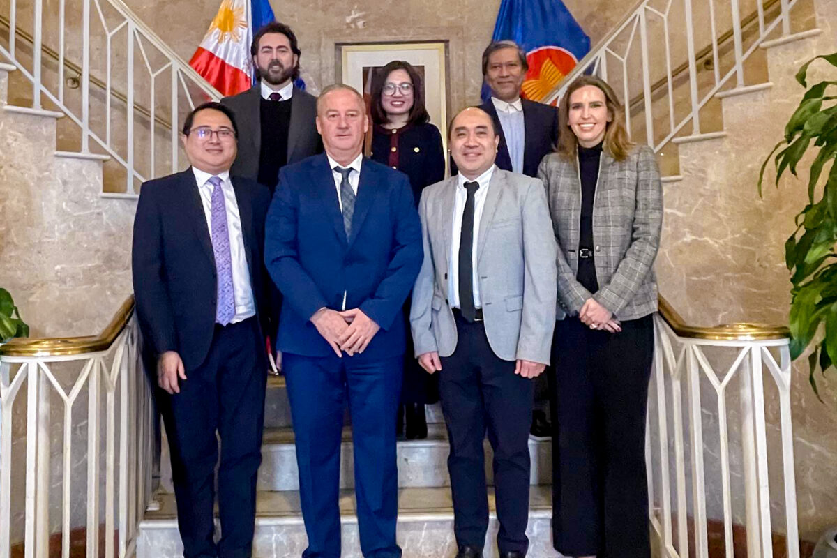 PH Embassy and ASU officials discussed ways to deepen cooperation on educational and workforce development opportunities, especially for the semiconductors and electronics sectors as Arizona State University (ASU) prepares to welcome a batch of Filipino trainees in mid-2026.