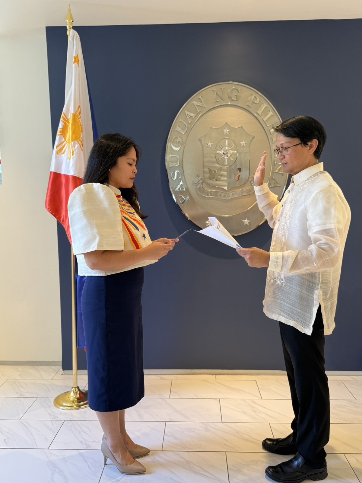 Read more about the article FULL CIRCLE MOMENT: DUAL CITIZENSHIP PROCESSOR BECOMES DUAL CITIZEN