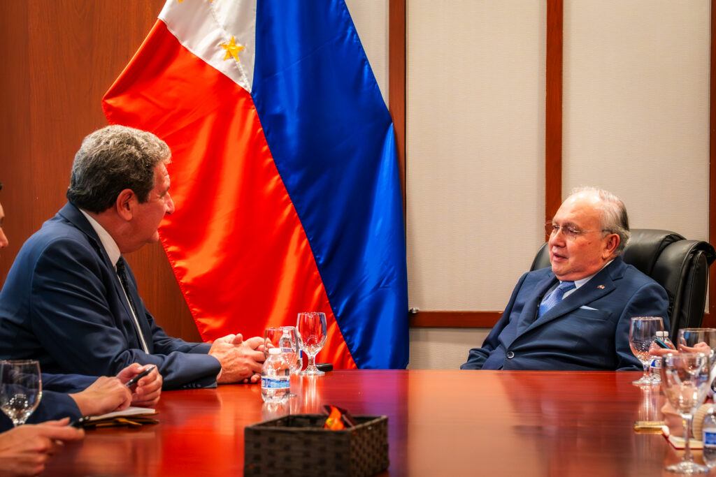 Both ambassadors discuss ways on opportunities to collaborate on matters of trade and investment, defense and national security matters, expand cultural exchanges, and strengthen partnership across shared regional priorities.