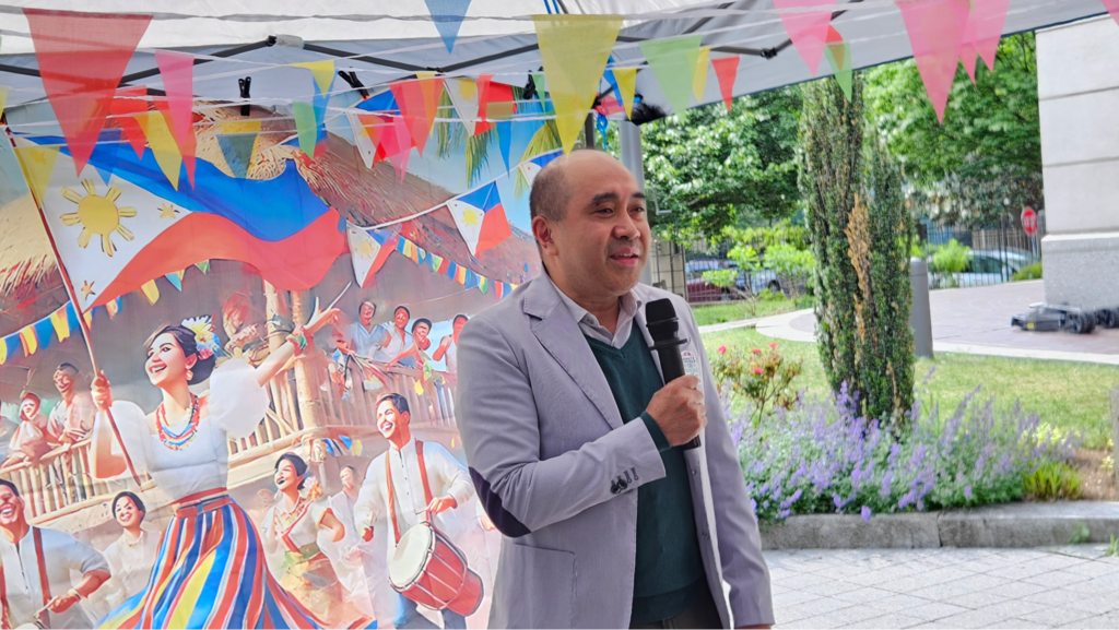 In his remarks, DCM Cari&ntilde;o recognized the compassion, dedication, resilience, and service of Filipino nurses, whose contributions continue to strengthen communities and healthcare systems across the United States and the Philippines. He also highlighted how Filipino nurses reinforce the Filipino profile and people-to-people ties in the United States.