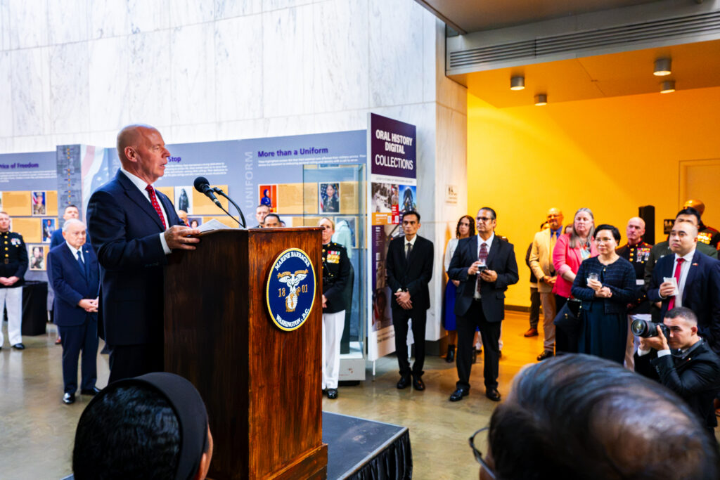 Mr. Balocki, as the evening&rsquo;s parade host, welcomes the Ambassador at the pre-parade reception held at the Military Women&rsquo;s Memorial.