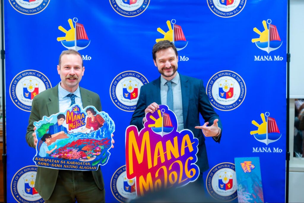 Mr. Klingler and Mr Renzler enjoy the Embassy&rsquo;s photo booth for Maritime and Archipelagic Nation Awareness (MANAMo).